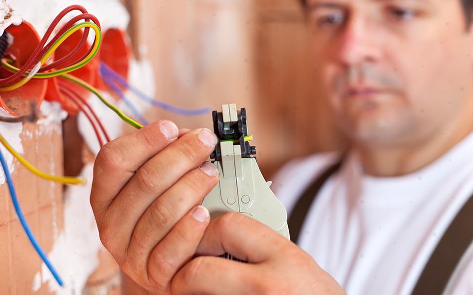 besoin d'un électricien La Ferté-Alais